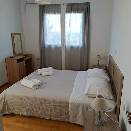 Little House With View *