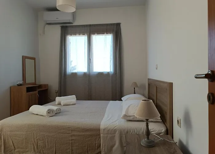 Little House With View Apartment *